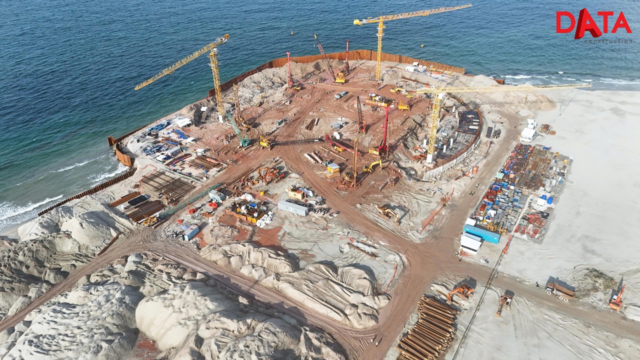 Thi cong APEC Phu Quoc 2